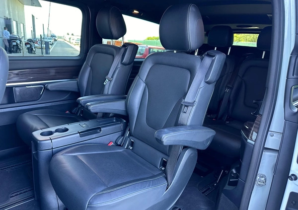 Mercedes-Benz Klasa V cena 385000 przebieg: 45250, rok produkcji 2023 z Trzebinia małe 92